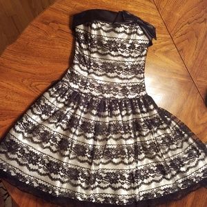 Sold.   Jessica McClintock  Party Dress